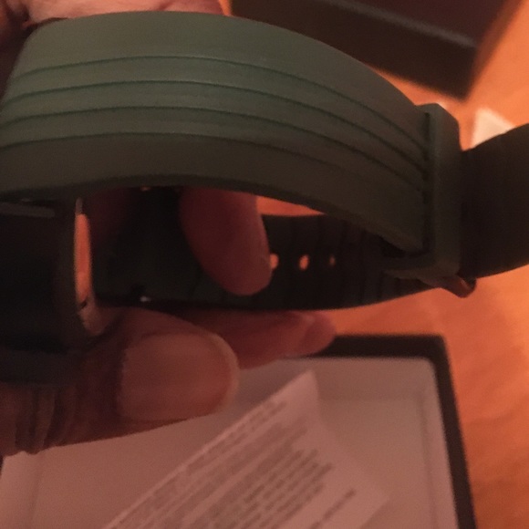 Kenneth Cole “Unlisted” sport watch. Green and black. Never worn. Authentic. - Picture 3 of 5